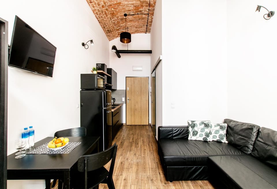 LOFT 3 - cosy flat in the City Center- WiFi, 24h Check-In Apartment in Wroclaw