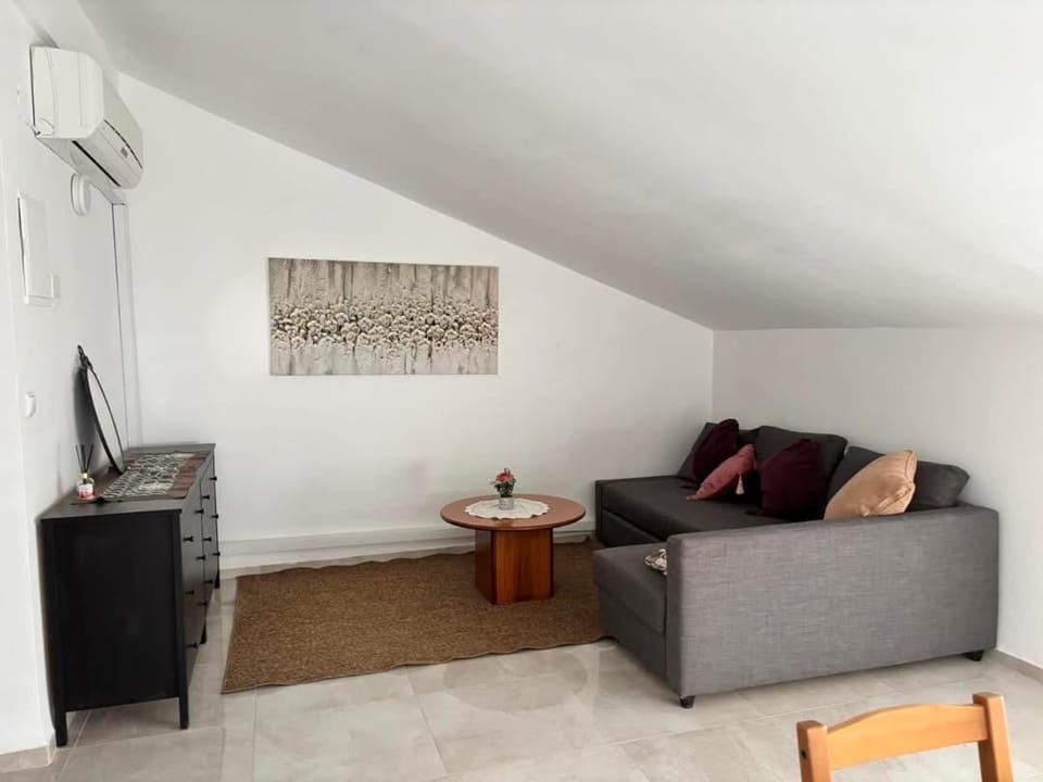 מול ההר Apartment in North District