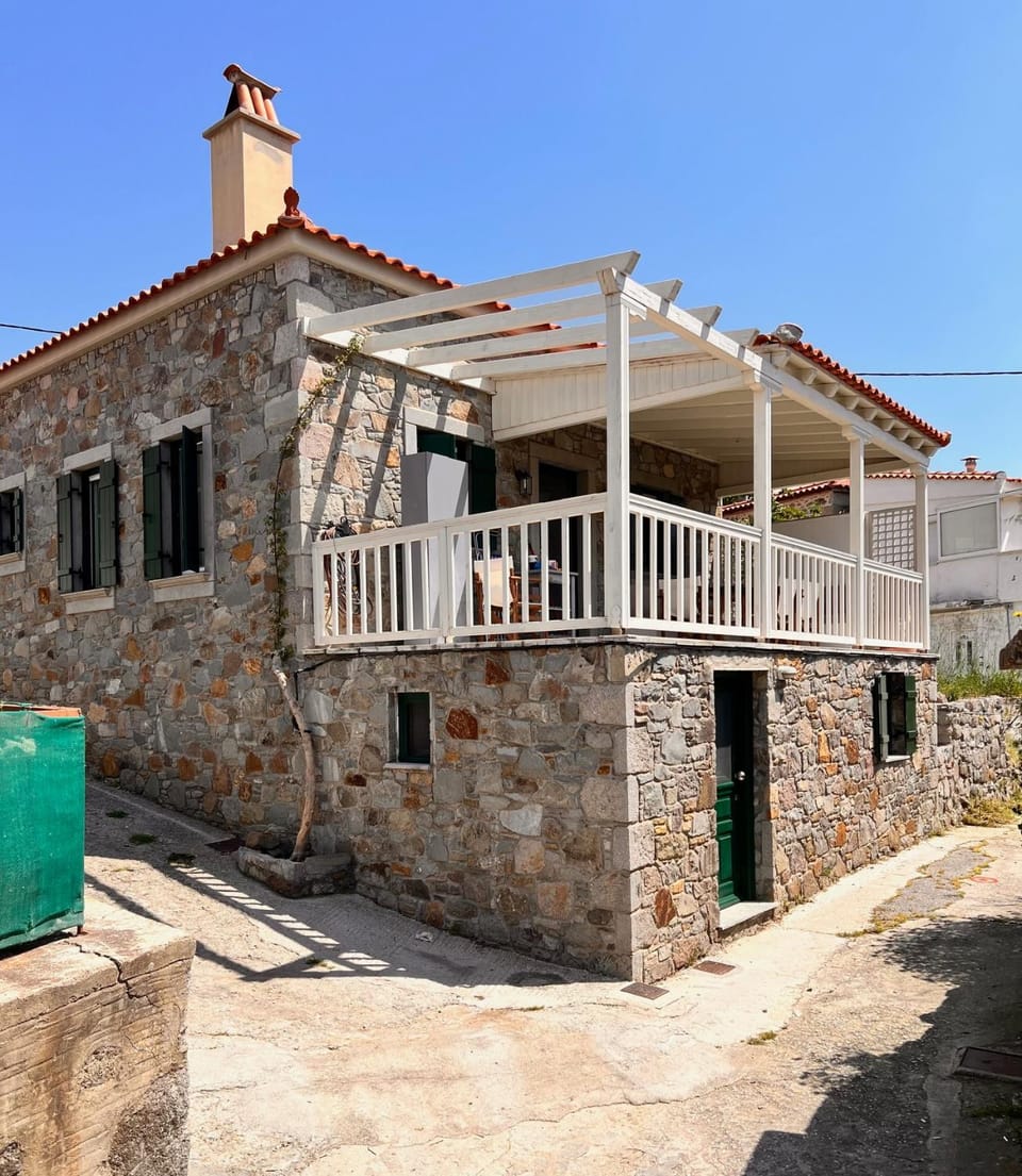 Property building, Balcony/Terrace