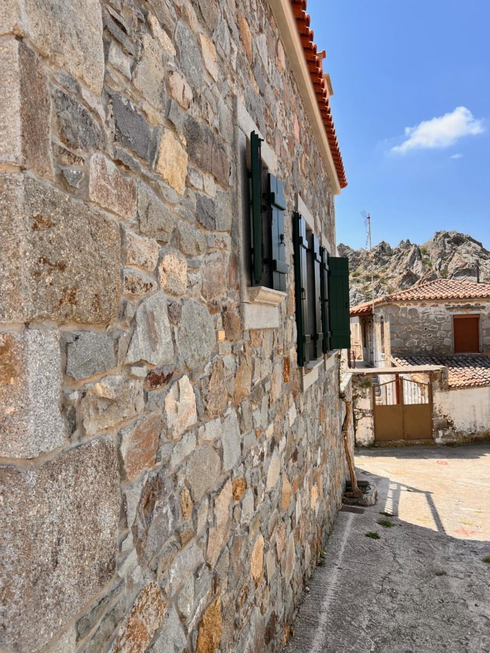 Property building, Natural landscape