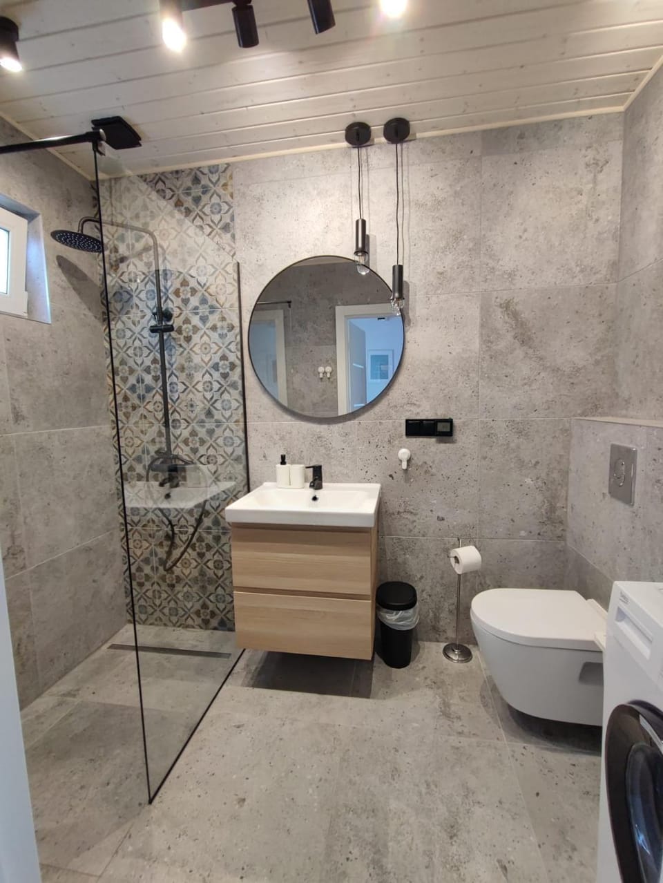 Shower, Toilet, Bathroom, towels, washing machine, dryer