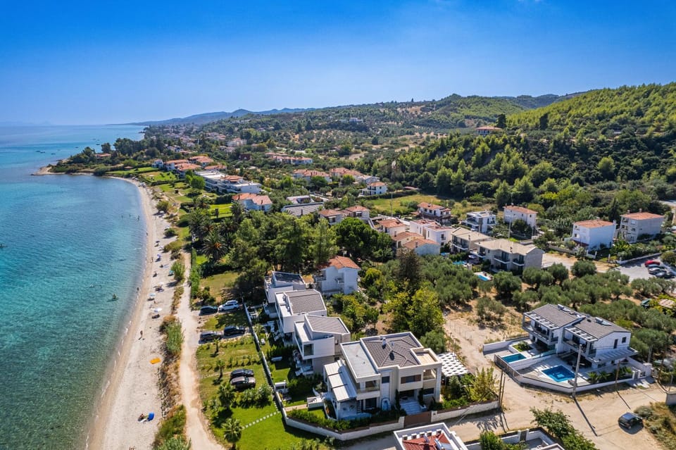 LUKA VILLAS Plage Villa in Halkidiki