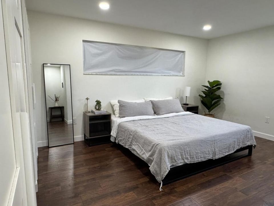 Family Fun 3-bedroom house with gym, games, toys, outdoor hangout and coffee Villa in Casselberry