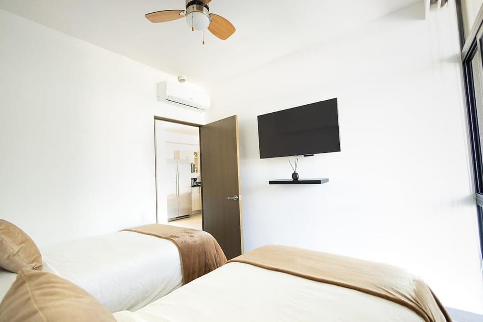 Modern Apartment 2 Bedrooms 2 Bathrooms WIFI Apartment in Santa Tecla