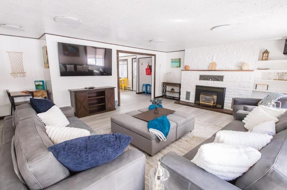 TV and multimedia, Living room