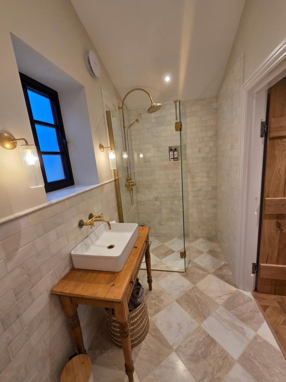 The Heritage Hideaway Apartment in Crawley