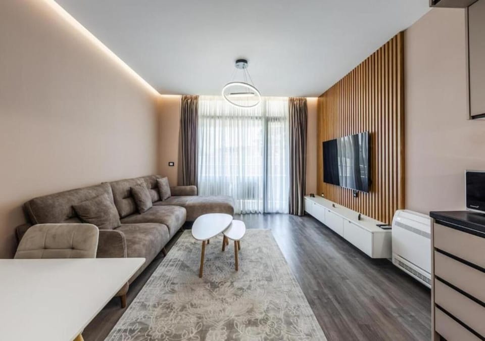 TV and multimedia, Seating area