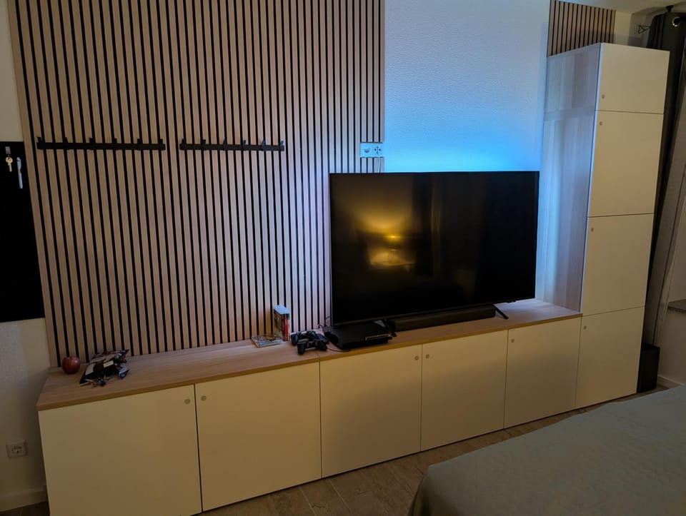 TV and multimedia, Evening entertainment