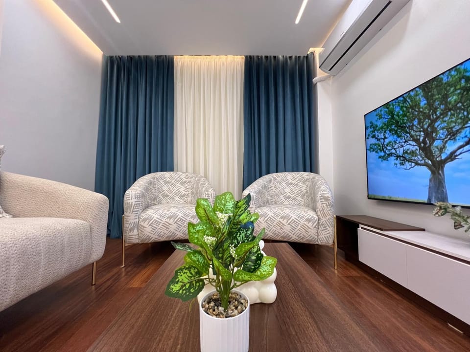 Your kingdom is just a One step from all services Apartment in Cairo Governorate