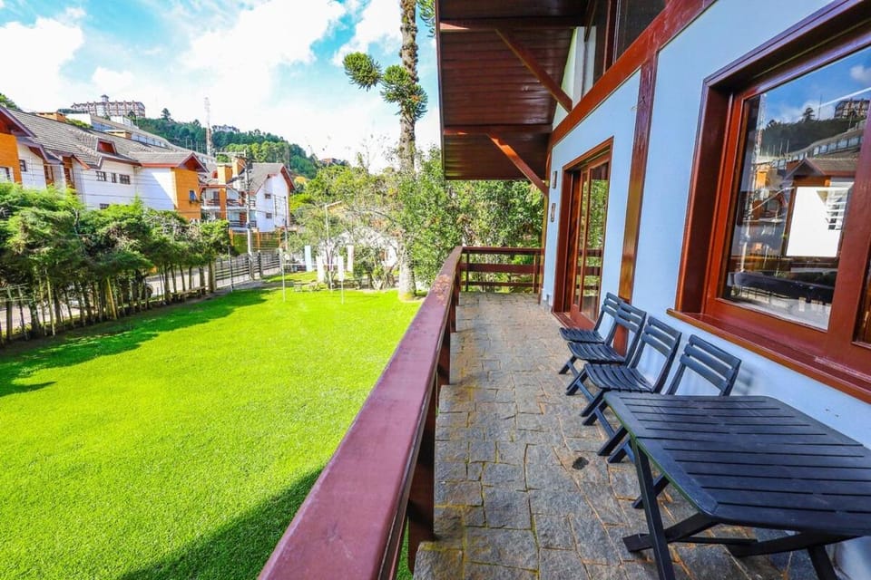Casa do Atleta House in Campos do Jordão
