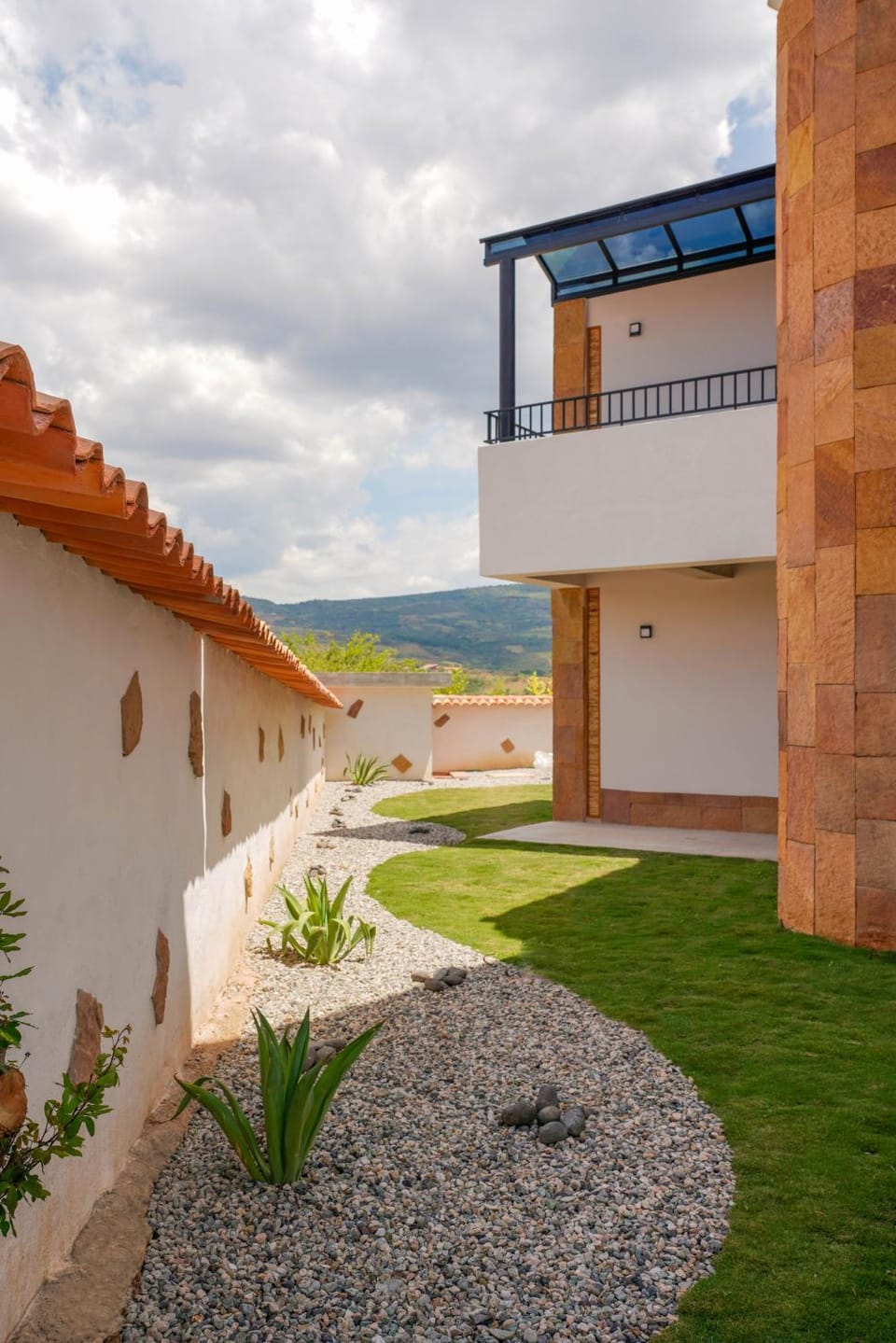 Garden, Garden view, Mountain view