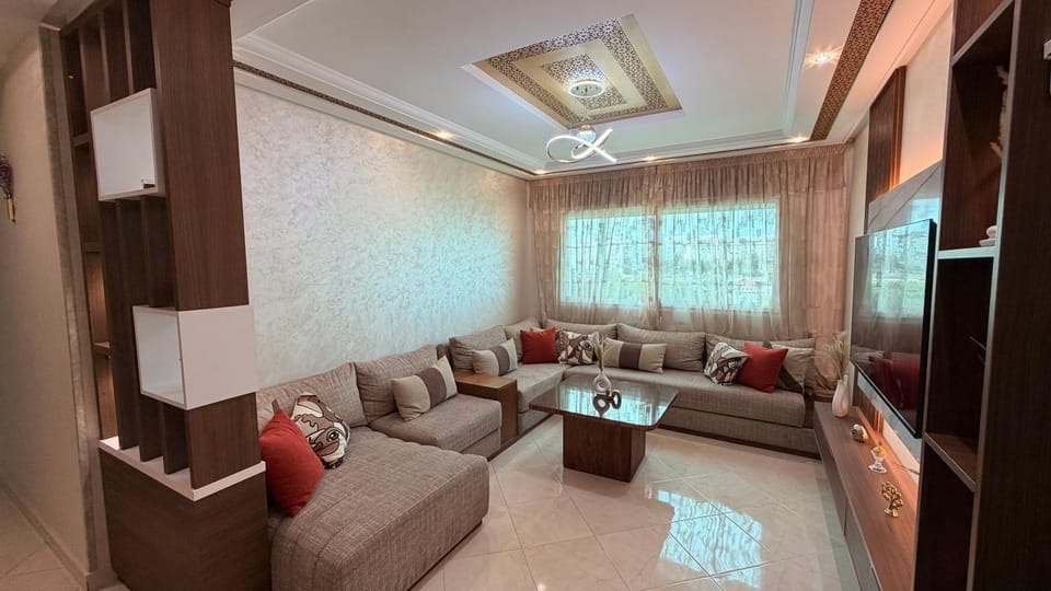 Apartamento moderno con wifi y parking gratis Apartment in Tangier