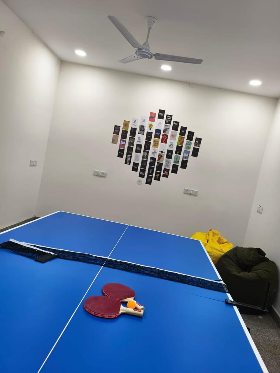 Luxurious Studio Near Expo Mart Apartment in Noida