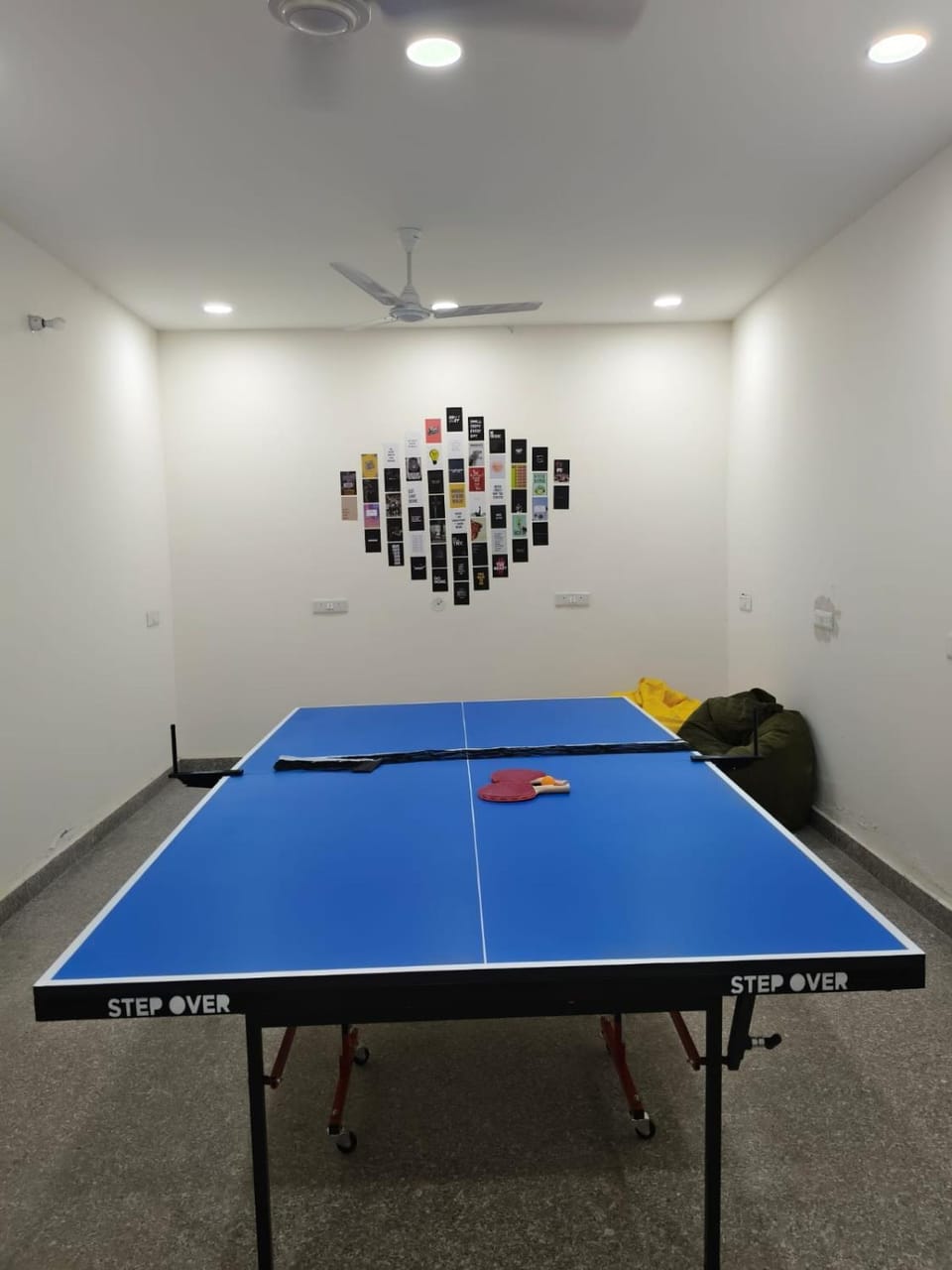 Luxurious Studio Near Expo Mart Apartment in Noida