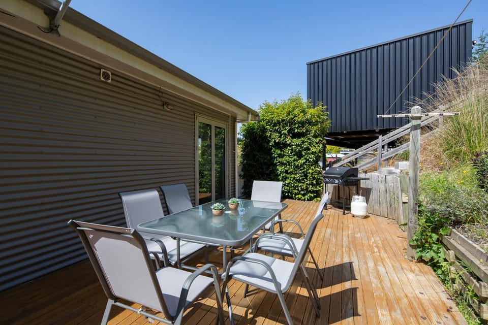 Patio, BBQ facilities, Dining area
