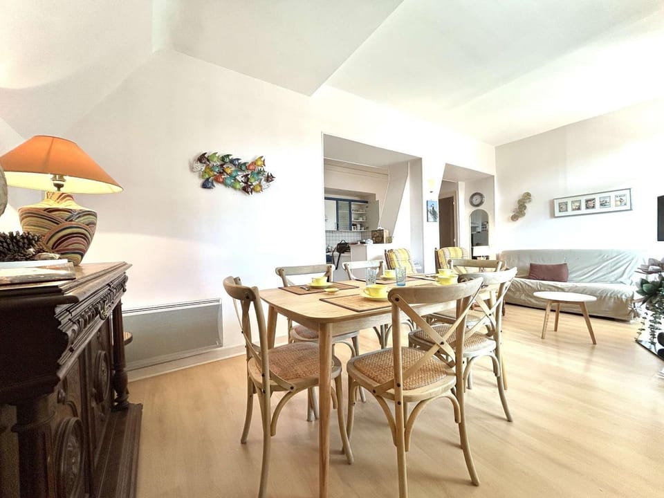 Appartement T3 moderne à La Baule, 6 pax - FR-1-245-215 Apartment in La Baule-Escoublac