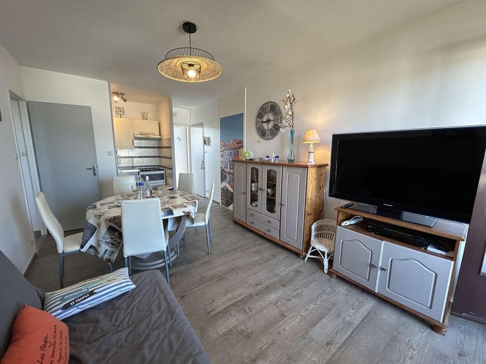Appartement moderne 3 pièces, vue mer, parking privé, 5 couchages - FR-1-224C-348 Apartment in Saint-Jean-de-Monts
