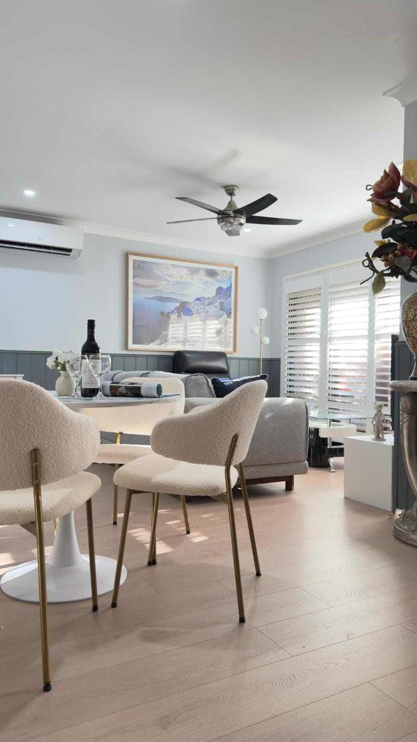 Peaceful 2BR Villa Shops & Parks Ingleburn Villa in Sydney