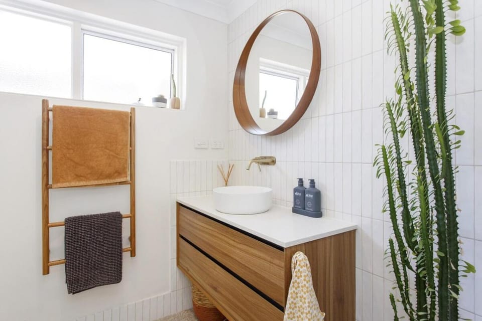 Scarborough Beach Side Retreat House in Perth