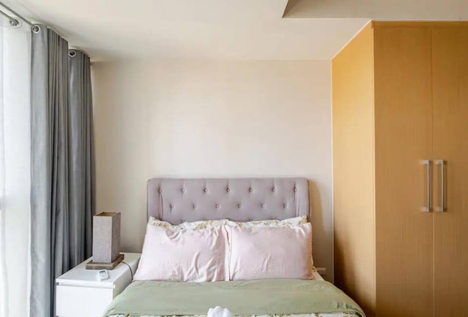 Mystay25V-ParksuitesTower1 Hotel in Makati