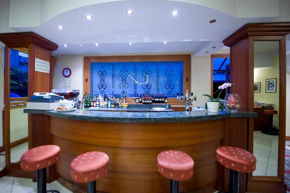 Lounge or bar