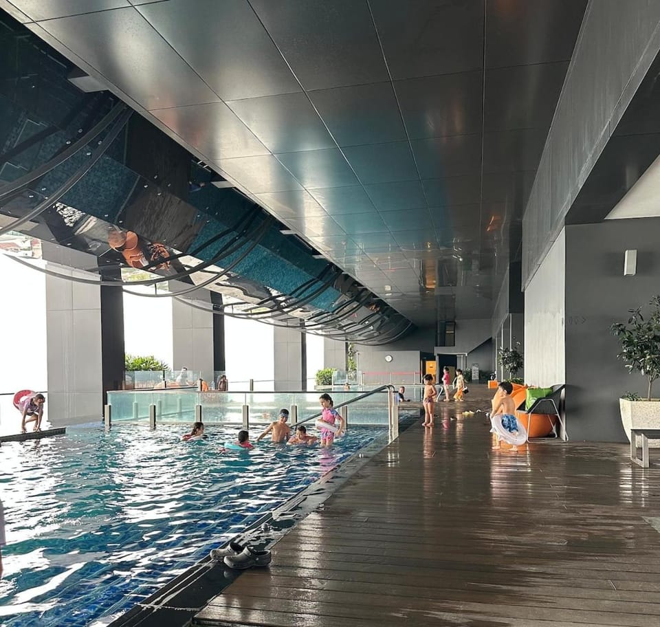 Pool view, Swimming pool