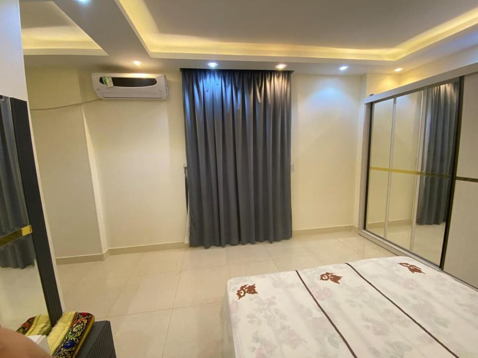 Bedroom, air conditioner