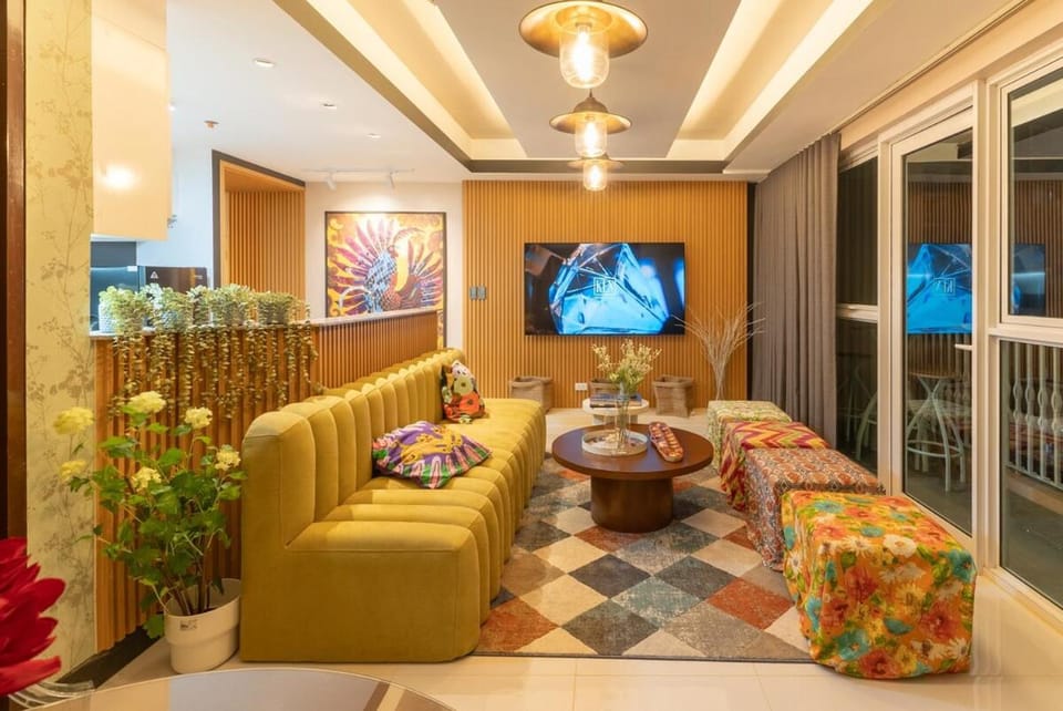 TV and multimedia, Living room, Seating area