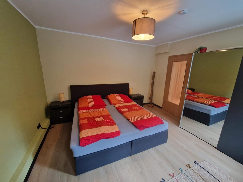 Bed, Bedroom