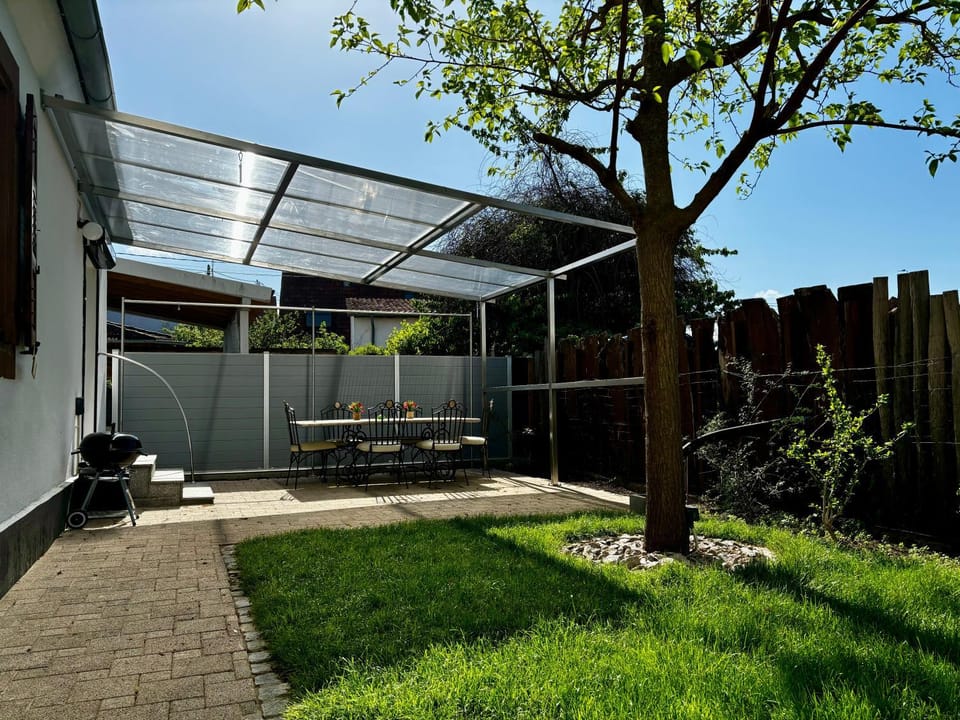Property building, Patio, Garden