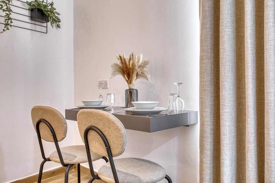 Studio apartment 4 with kitchenette at the New Casa Vittoria by SF HOMES Apartment in Malta