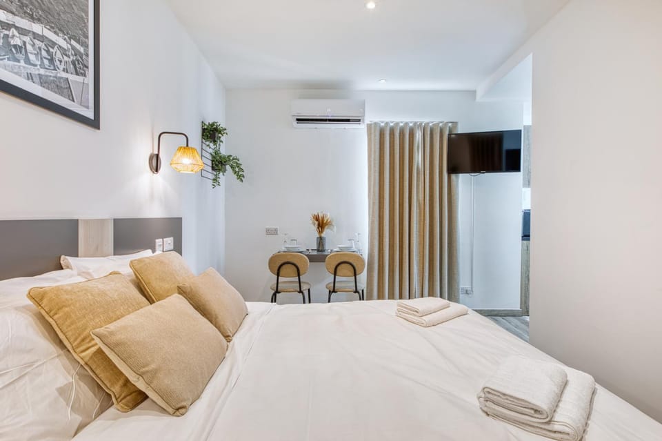 Studio apartment 4 with kitchenette at the New Casa Vittoria by SF HOMES Apartment in Malta