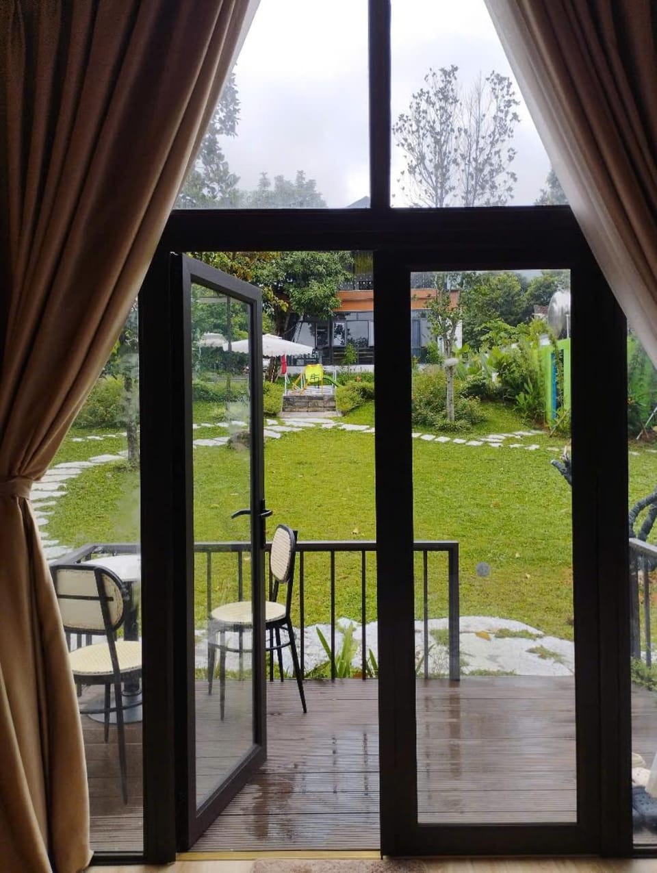 Natural landscape, Garden view