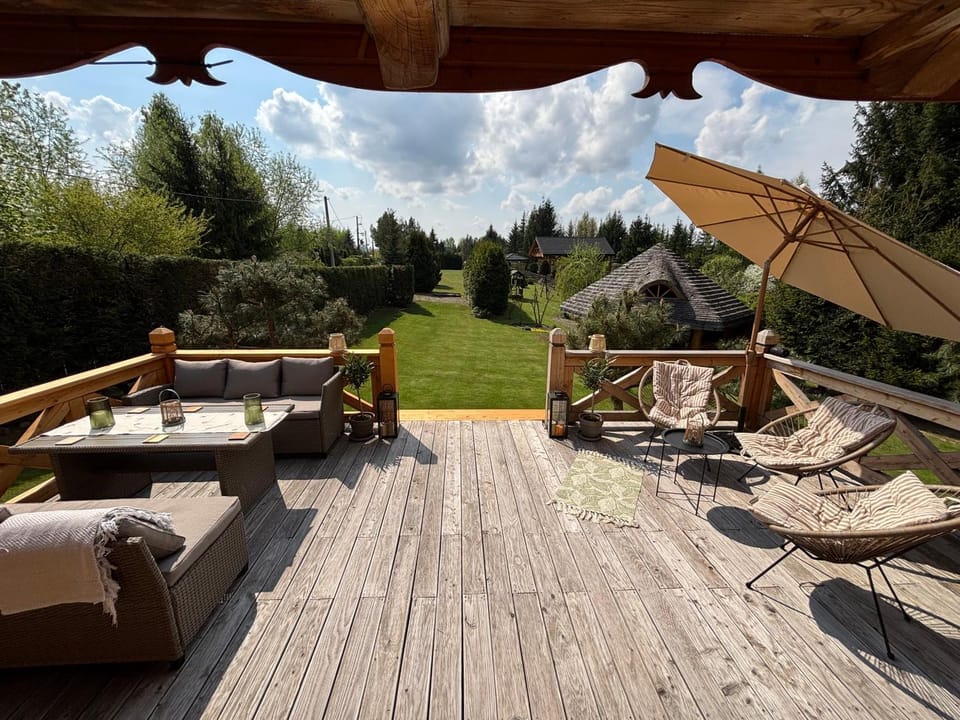 Patio, Day, Natural landscape, Garden, View (from property/room), Balcony/Terrace, Living room, Seating area, Garden view