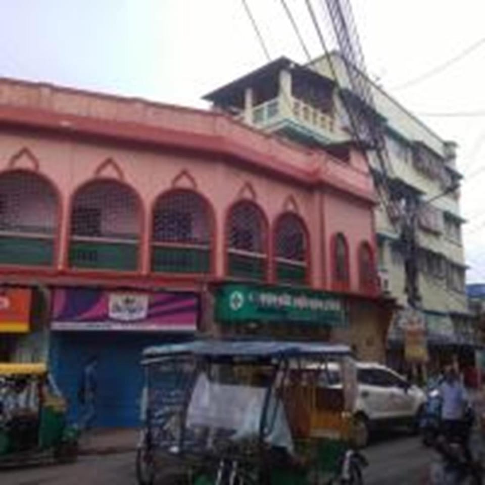 Property building, Neighbourhood, Street view, Location