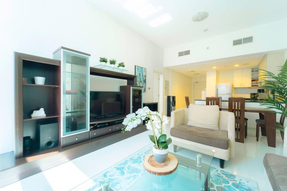 AWS Holiday Homes - Charming stay near Golf Course Apartment in Dubai