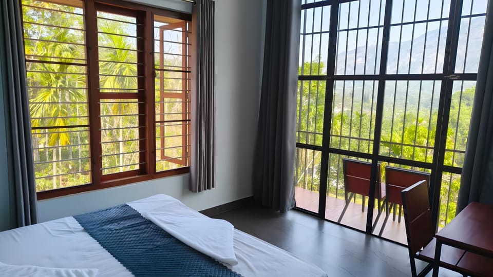 View (from property/room), Balcony/Terrace, Bedroom