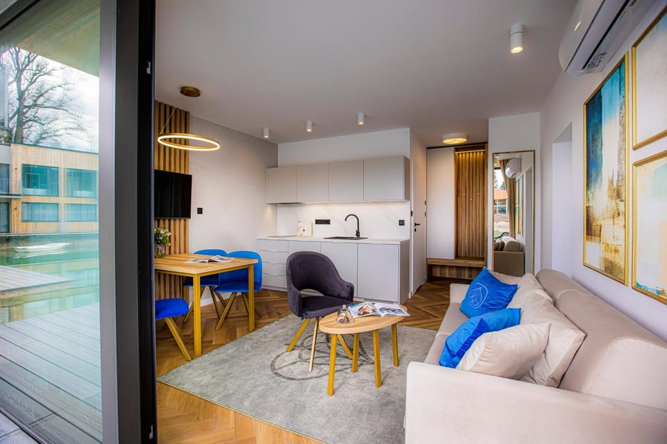 Kitchen or kitchenette, Living room, Dining area