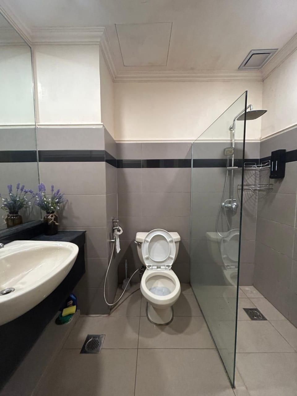 Studio Room at City centre, Kuching Waterfront Apartment in Kuching