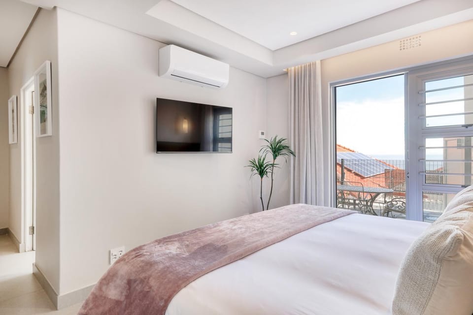 Modern Beach House, Ocean Views, Short walk to Clifton Beach - Lisburn On Clifton Beach House Apartment in Cape Town