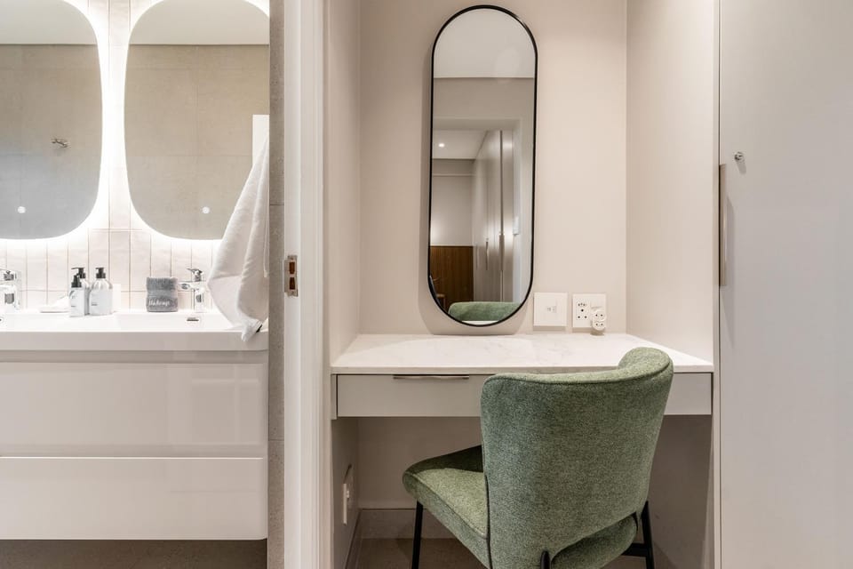 Modern Beach House, Ocean Views, Short walk to Clifton Beach - Lisburn On Clifton Beach House Apartment in Cape Town