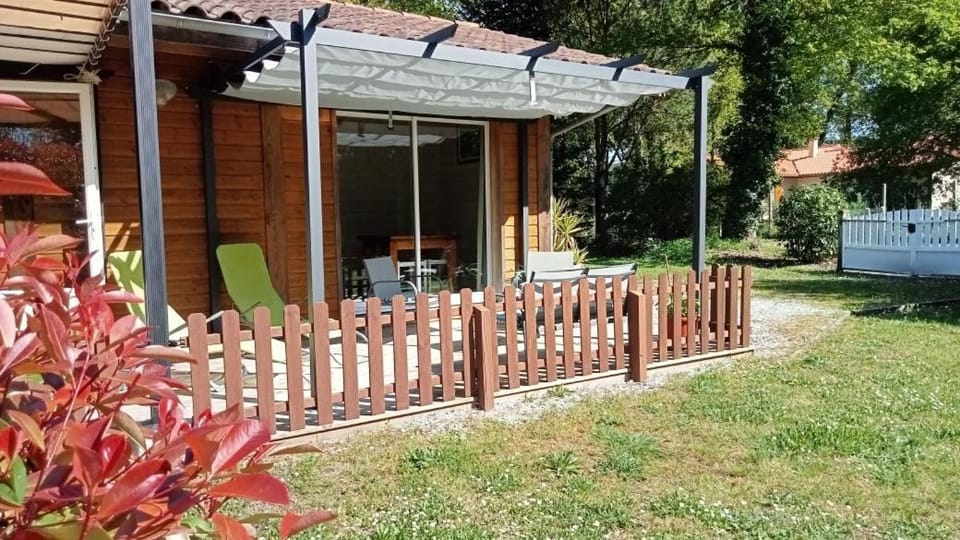 Garden, Parking