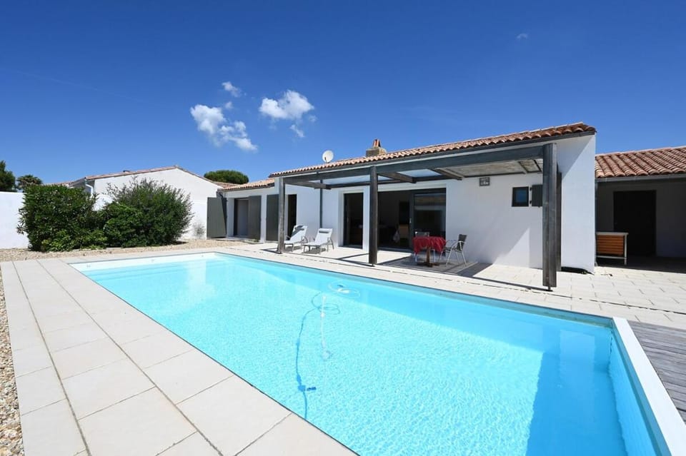 203 L'environnementale Villa with pool Villa in Sainte-Marie-de-Ré