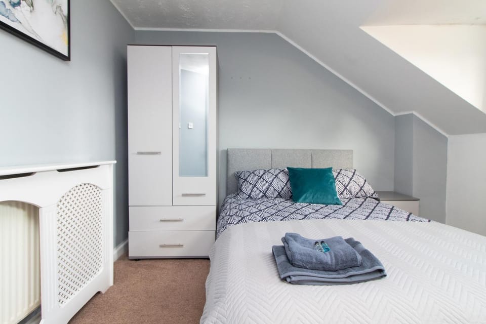 Thornbury Guest House Room 8 Bed and Breakfast in Southampton