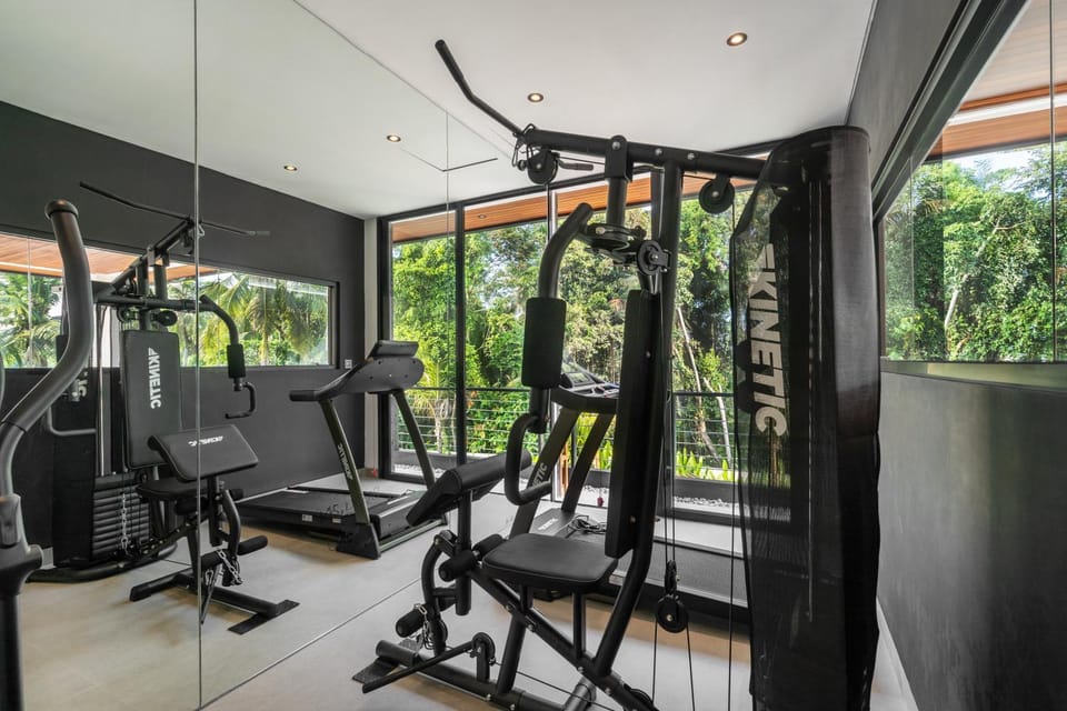 View (from property/room), Fitness centre/facilities