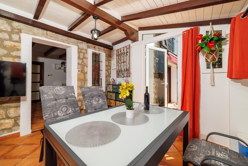 Bobbys Home House in Primorje-Gorski Kotar County