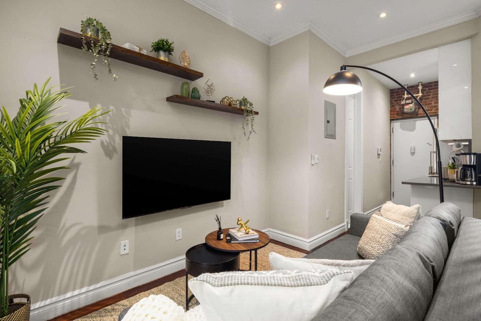 Sophisticated Stay in Vibrant Manhattan Apartment in East Village