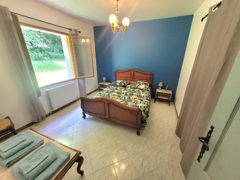 Bed, Bedroom, wardrobe