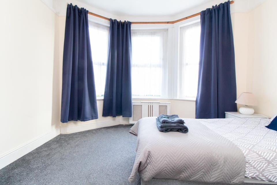 Thornbury Guest House Room 4 Bed and Breakfast in Southampton