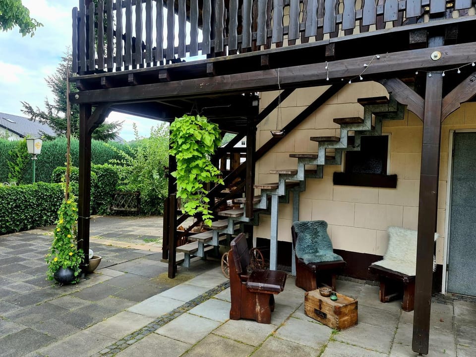 Garden, Balcony/Terrace